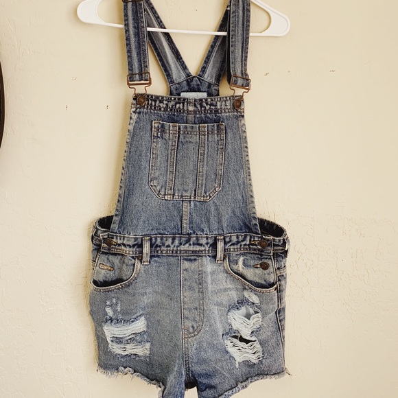 Forever 21 Denim distressed Overalls - Picture 2 of 6